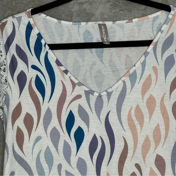 Noracora XXL 2X Shirt Top White Gray Geometric Cap Short Sleeve V Neck Knit - Picture 3 of 7